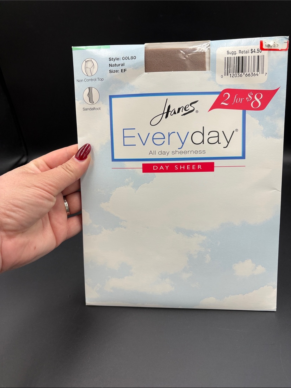 New in Package Vintage Hanes Everyday Day Sheer Pantyhose - Natural size EF